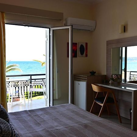 Nadia'S Studios & Apartments In Argasi, Sea-View Bagian luar foto