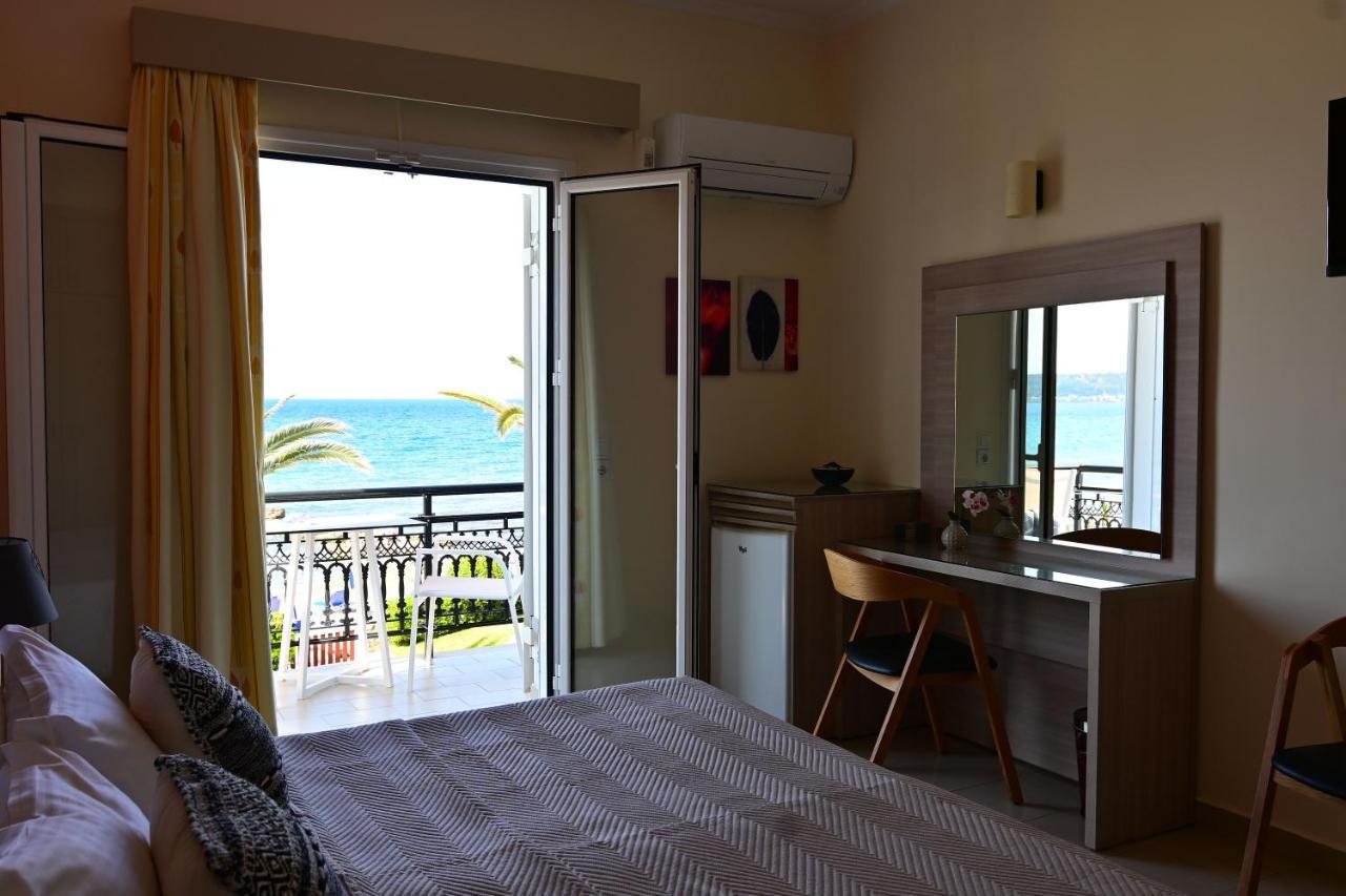 Nadia'S Studios & Apartments In Argasi, Sea-View Bagian luar foto
