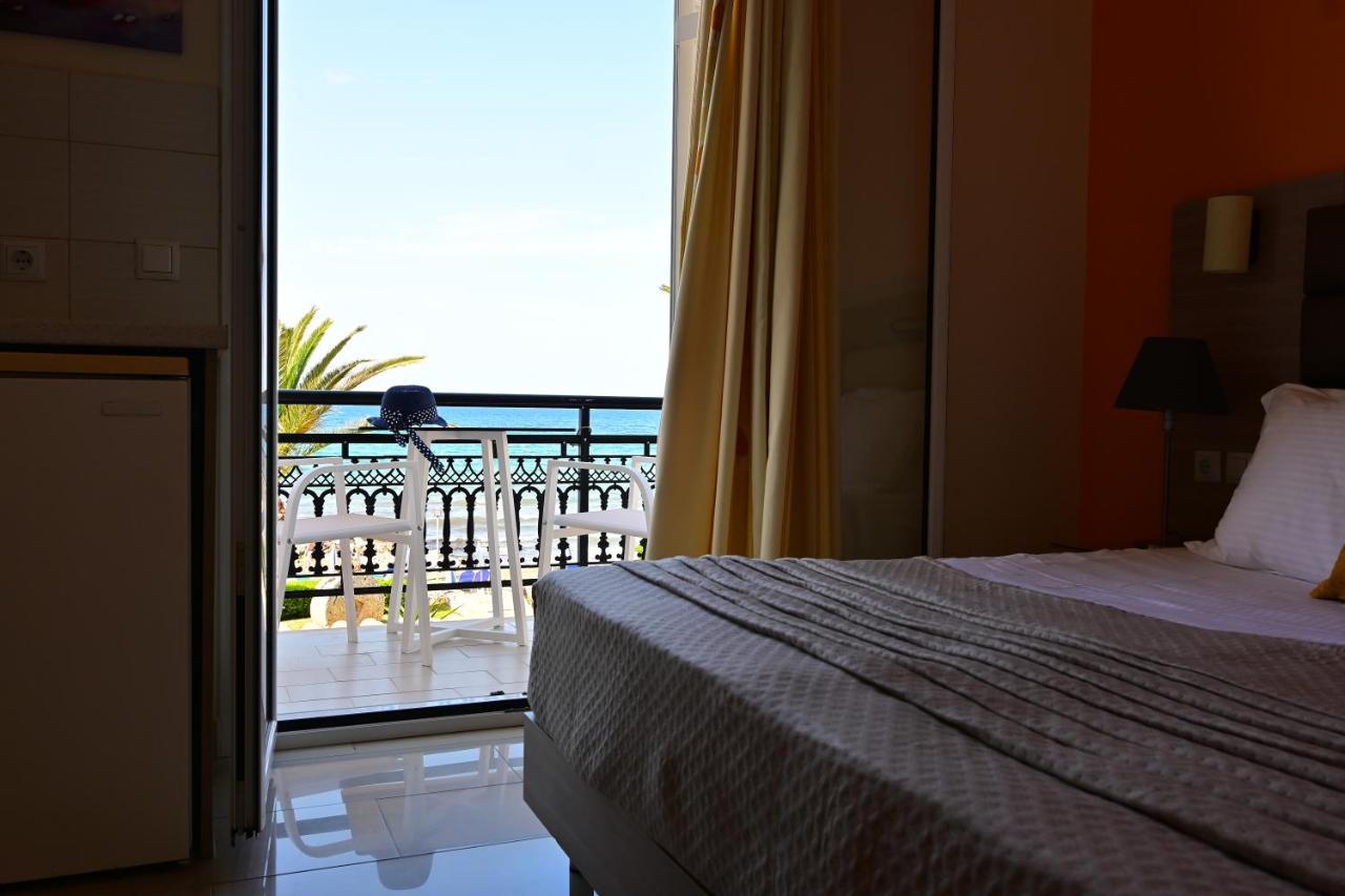 Nadia'S Studios & Apartments In Argasi, Sea-View Bagian luar foto