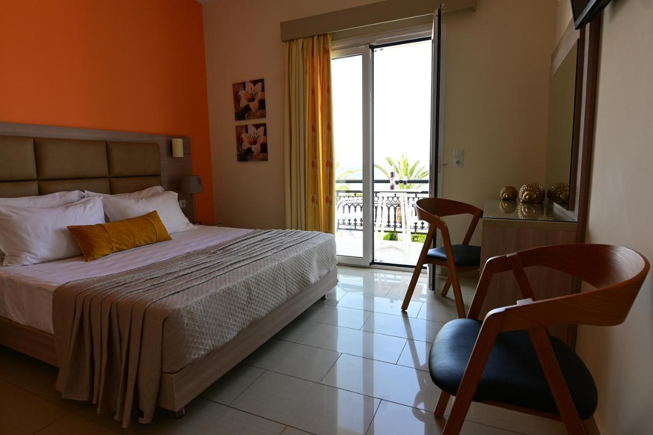 Nadia'S Studios & Apartments In Argasi, Sea-View Bagian luar foto