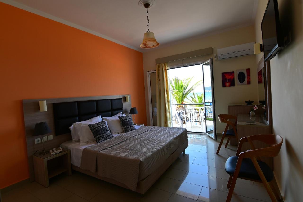 Nadia'S Studios & Apartments In Argasi, Sea-View Bagian luar foto