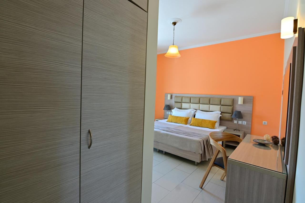 Nadia'S Studios & Apartments In Argasi, Sea-View Bagian luar foto